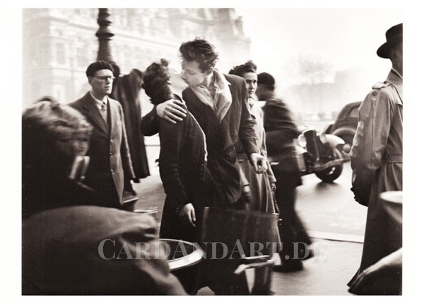 Doisneau, Robert - Kiss by the Hotel De Ville - Postkarte